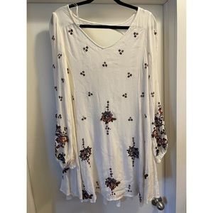 White free people dress color flower embroidering